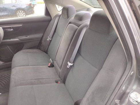 Used 2014 Nissan Altima 2.5 SV w/ Convenience Package FWD image 13