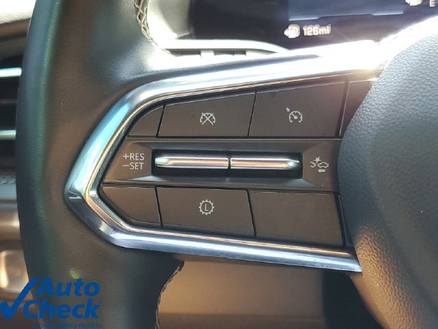 Used 2025 Chevrolet Traverse LT FWD image 23