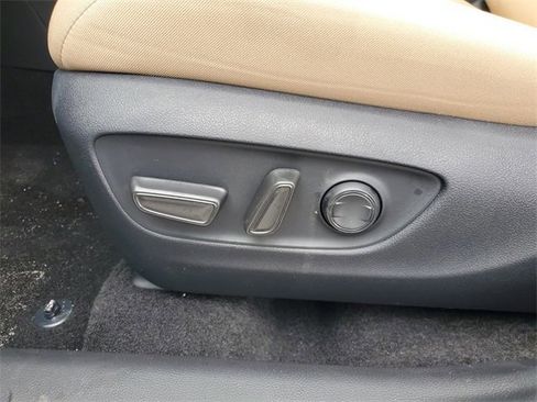 New 2025 Toyota RAV4 XLE image 19