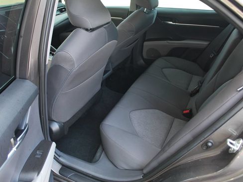 Used 2023 Toyota Camry LE FWD image 30