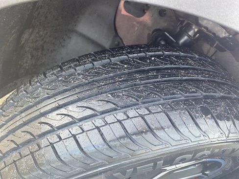 Certified 2023 Kia Niro EX image 40