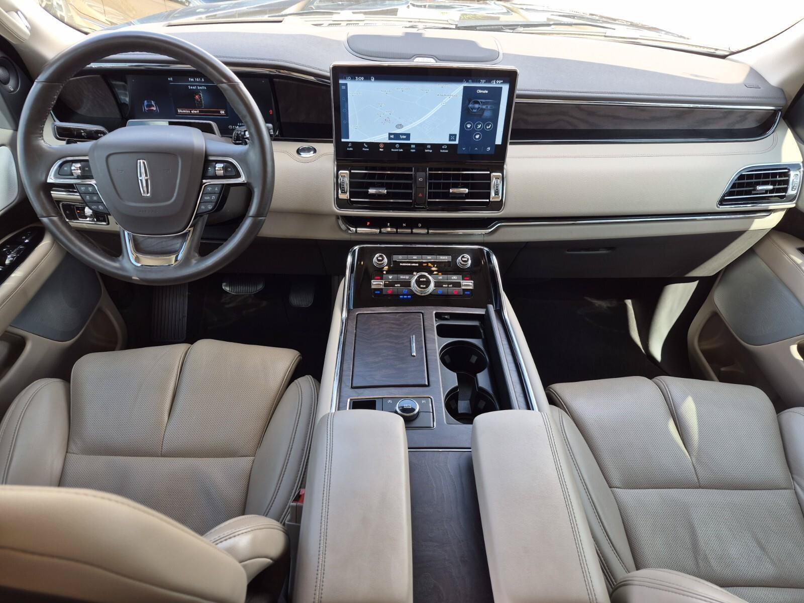 Used 2024 Lincoln Navigator Reserve AWD/4WD image 21