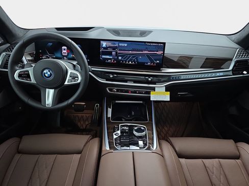 New 2026 BMW X5 xDrive50e w/ Executive Package AWD/4WD image 10