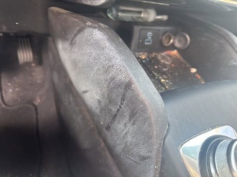 Used 2022 Ford Escape S image 17