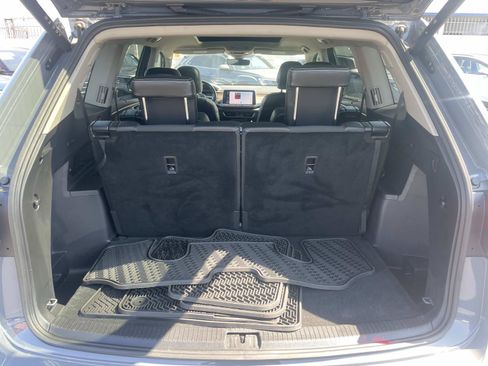 Certified 2025 Volkswagen Atlas SEL Premium R-Line AWD/4WD image 5