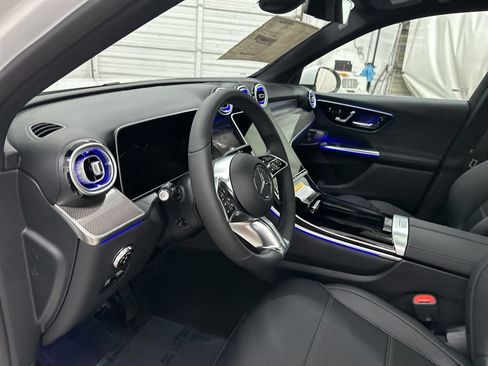 New 2026 Mercedes-Benz GLC 300 4MATIC image 9