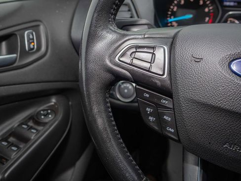 Used 2018 Ford Escape SEL image 21