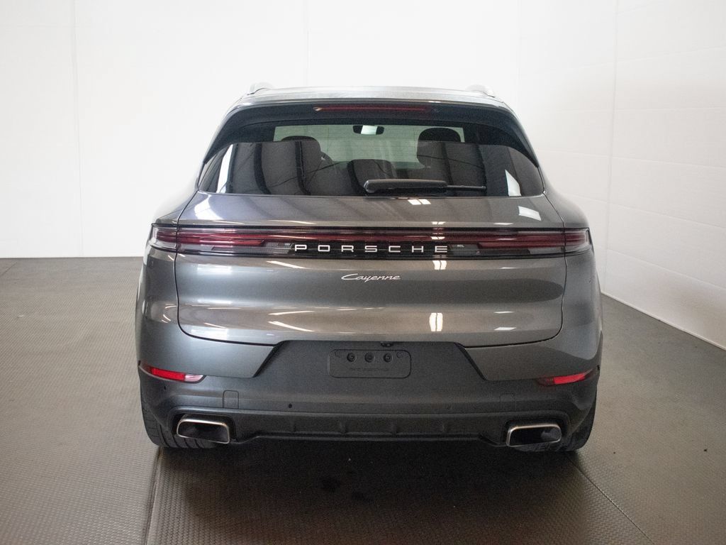Certified 2026 Porsche Cayenne S AWD/4WD image 6