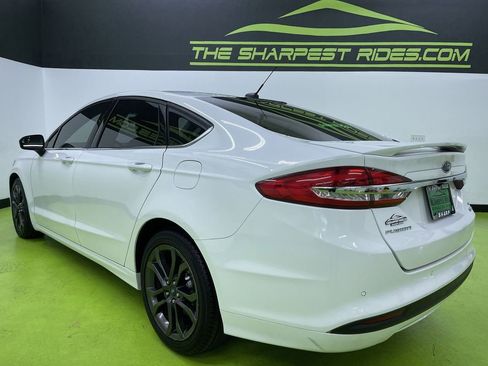 Used 2018 Ford Fusion SE w/ Equipment Group 201A image 7