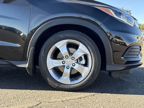 Used 2022 Honda HR-V LX image 10