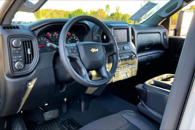 New 2026 Chevrolet Silverado 2500 Custom w/ Custom Value Package AWD/4WD image 6