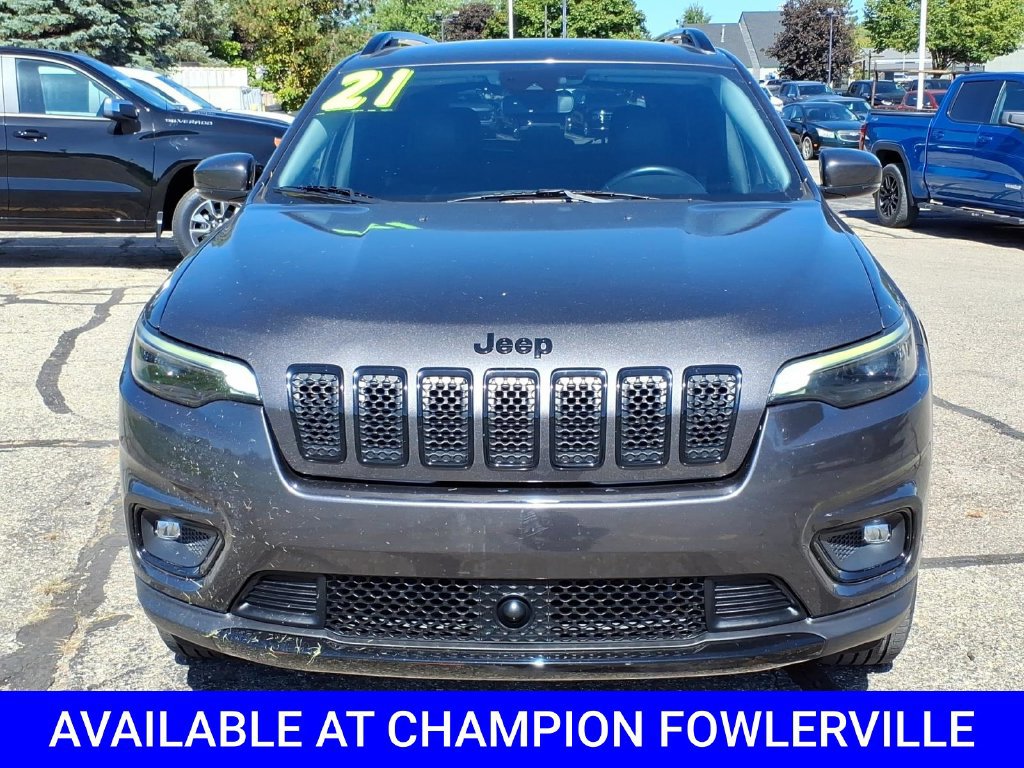 Used 2021 Jeep Cherokee Latitude Plus AWD/4WD image 2