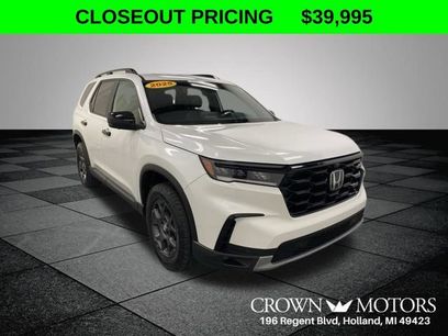 Used 2025 Honda Pilot TrailSport