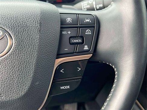 Certified 2024 Toyota Crown Platinum image 26