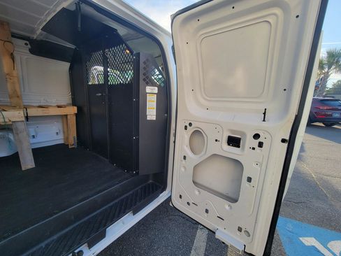 Used 2014 Ford E-150 and Econoline 150 image 28