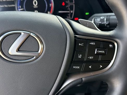 Used 2025 Lexus ES 350 w/ Premium Package FWD image 27