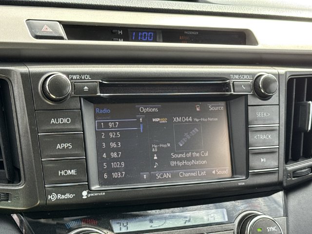Used 2015 Toyota RAV4 XLE FWD image 22
