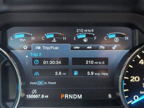 Used 2017 Ford F150 Platinum w/ Equipment Group 701A Luxury AWD/4WD image 10