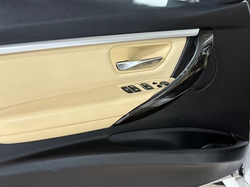 Used 2018 BMW 330i 330i w/ Convenience Package image 12