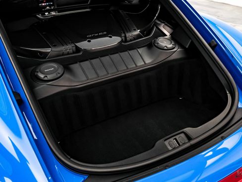 Used 2024 Porsche 718 Cayman GT4 RS RWD image 65