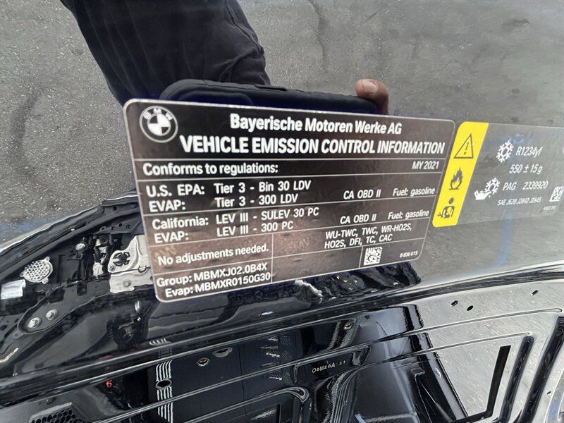 Used 2021 BMW 330i Sedan w/ Driving Assistance Package RWD image 15