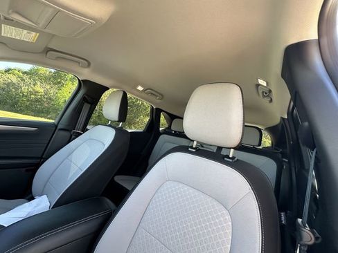 Used 2024 Ford Escape Active w/ Tech Pack #1 FWD image 32