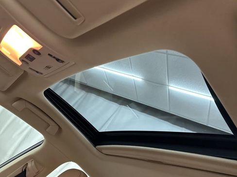 Used 2016 Lexus IS 200t 200t image 21