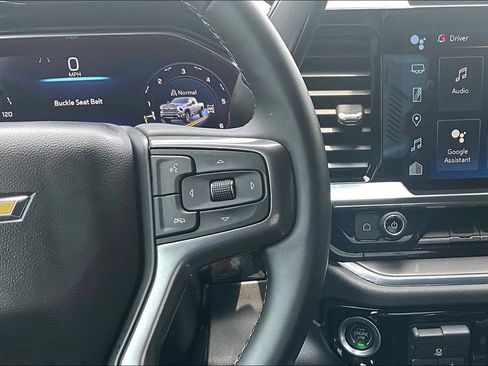 Used 2024 Chevrolet Silverado 2500 High Country w/ High Country Premium Package AWD/4WD image 27