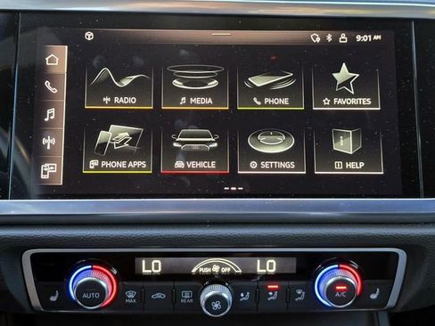 Used 2023 Audi Q3 2.0T Premium Plus w/ Premium Plus Package image 12