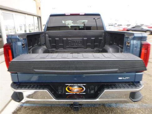 Used 2024 GMC Sierra 1500 SLT image 24