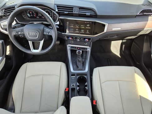 Certified 2025 Audi Q3 2.0T Premium w/ Convenience Package image 34