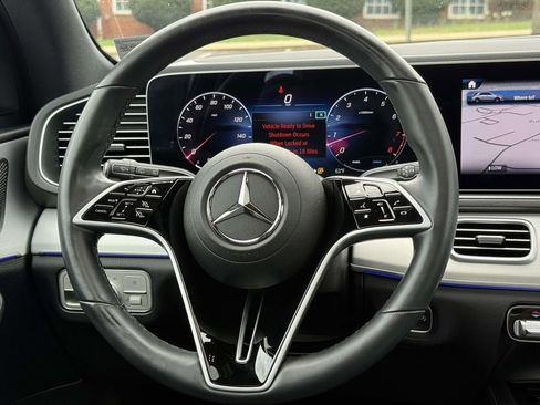 Used 2024 Mercedes-Benz GLE 350 4MATIC image 9