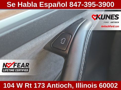 Used 2024 Tesla Model Y Long Range AWD/4WD image 55