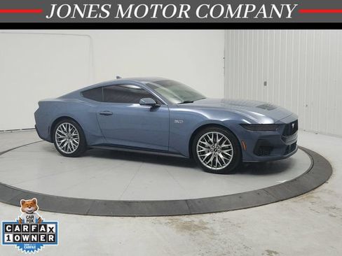 Used 2026 Ford Mustang GT Premium RWD image 1