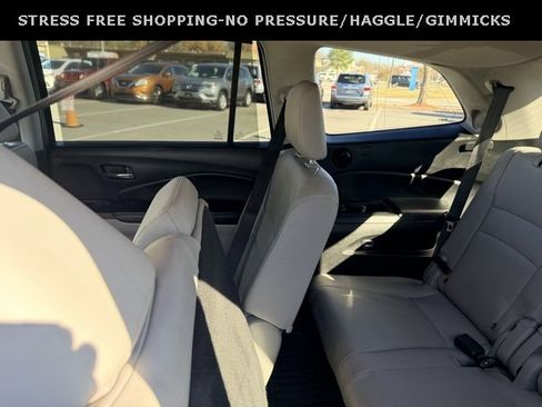 Used 2016 Honda Pilot Touring image 34