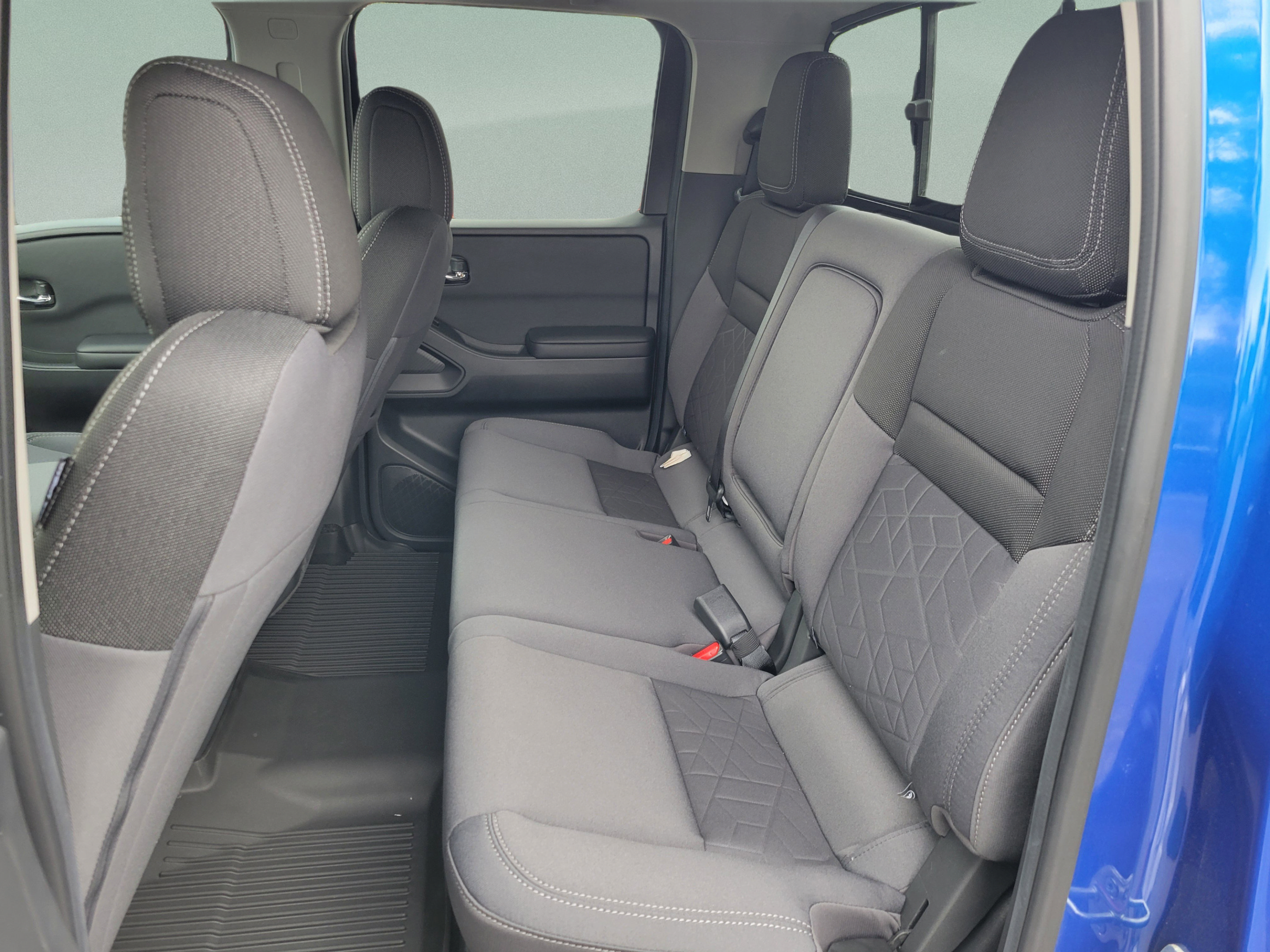 Used 2026 Nissan Frontier SV w/ SV Convenience Package RWD image 30
