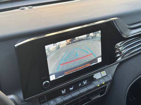 Used 2025 Toyota Camry LE image 17