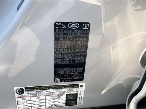 Used 2026 Land Rover Defender 110 S AWD/4WD image 33