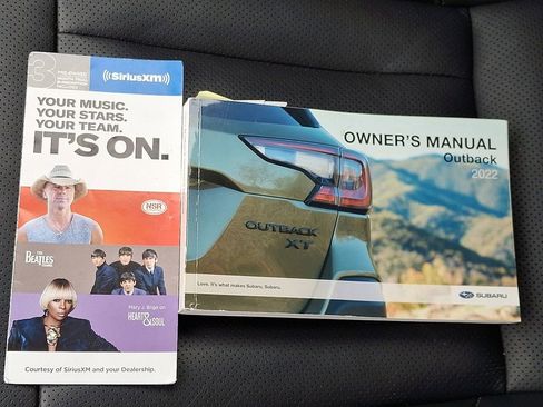 Used 2022 Subaru Outback Limited image 35