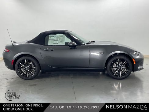 New 2025 MAZDA MX-5 Miata Grand Touring image 5