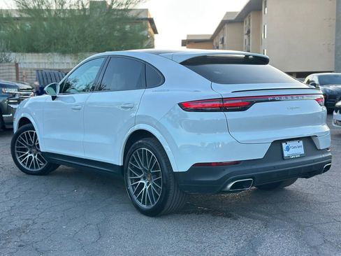 Used 2022 Porsche Cayenne Coupe image 4