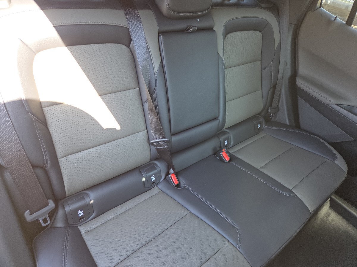 New 2027 Chevrolet Equinox LT w/ Convenience Package II FWD image 26
