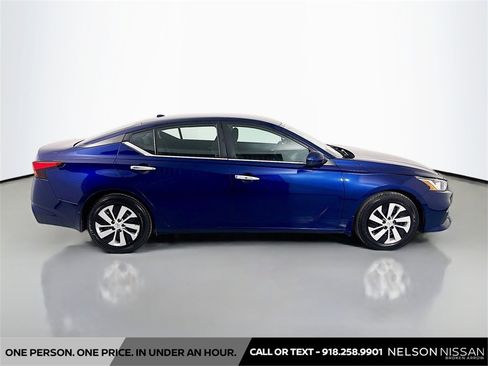 Used 2020 Nissan Altima 2.5 S image 4