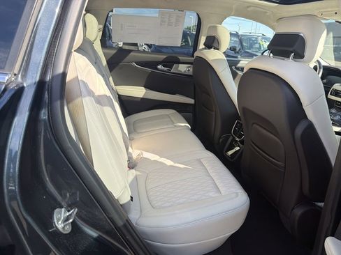 Certified 2023 Lincoln Nautilus Black Label AWD/4WD image 17
