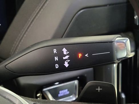 Used 2025 GMC Yukon XL Denali image 19