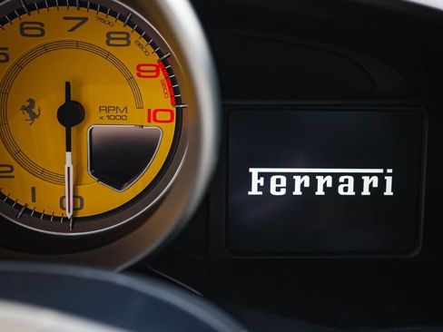 Certified 2011 Ferrari 458 Italia Coupe RWD image 50
