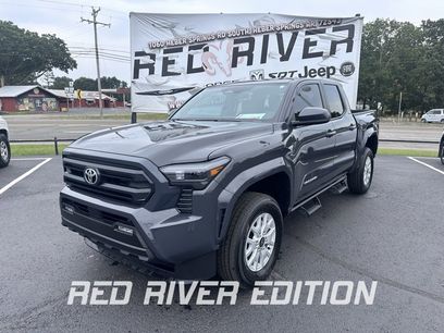 Used 2025 Toyota Tacoma SR5