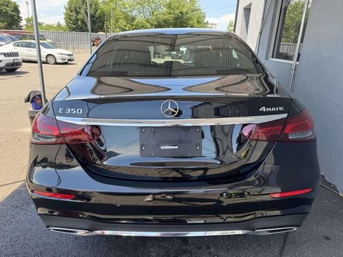 Used 2022 Mercedes-Benz E 350 4MATIC Sedan image 12