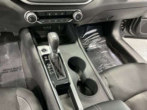 Used 2025 Nissan Altima 2.5 S image 16