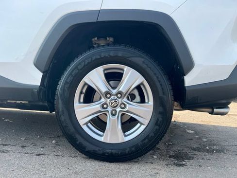 Used 2025 Toyota RAV4 XLE FWD image 14